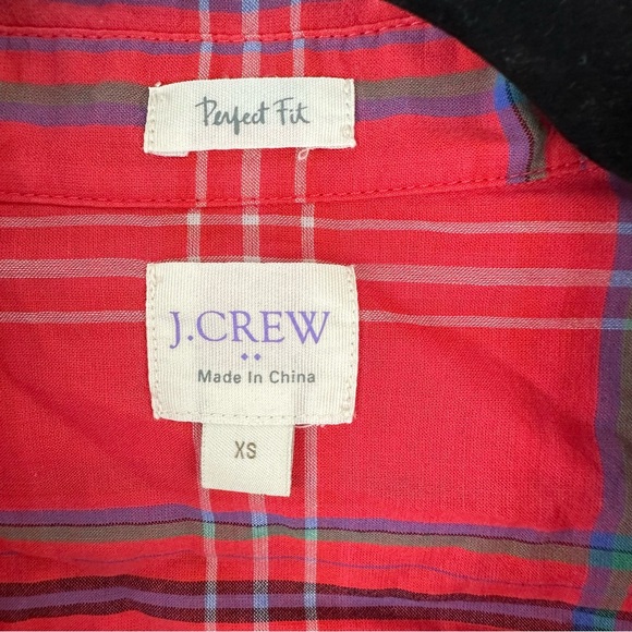 J. Crew “perfect fit” button up lightweight plaid shirt women’s XS - Picture 2 of 4